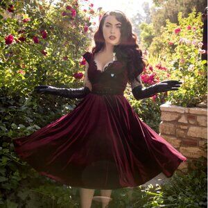 La Femme En Noir - Swing Dress in Wine (Oxblood) - NWT